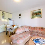 With Parking Space Dramalj, - 20803 * Crikvenica